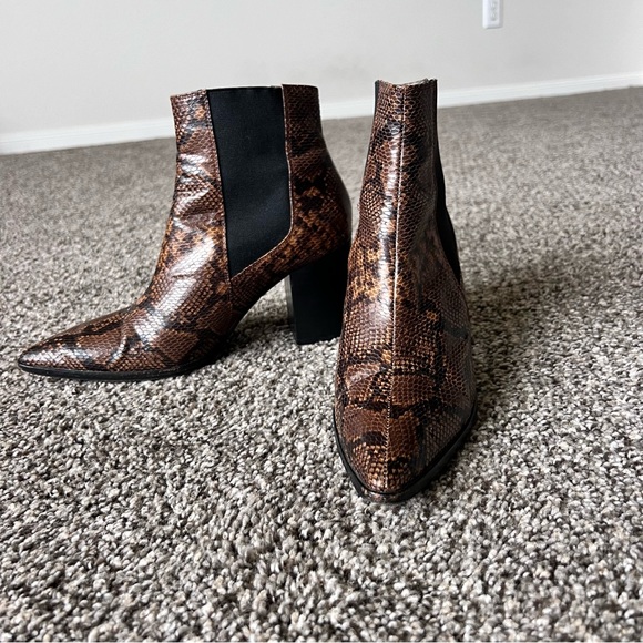 Nick Bootie in Snake - Picture 2 of 6